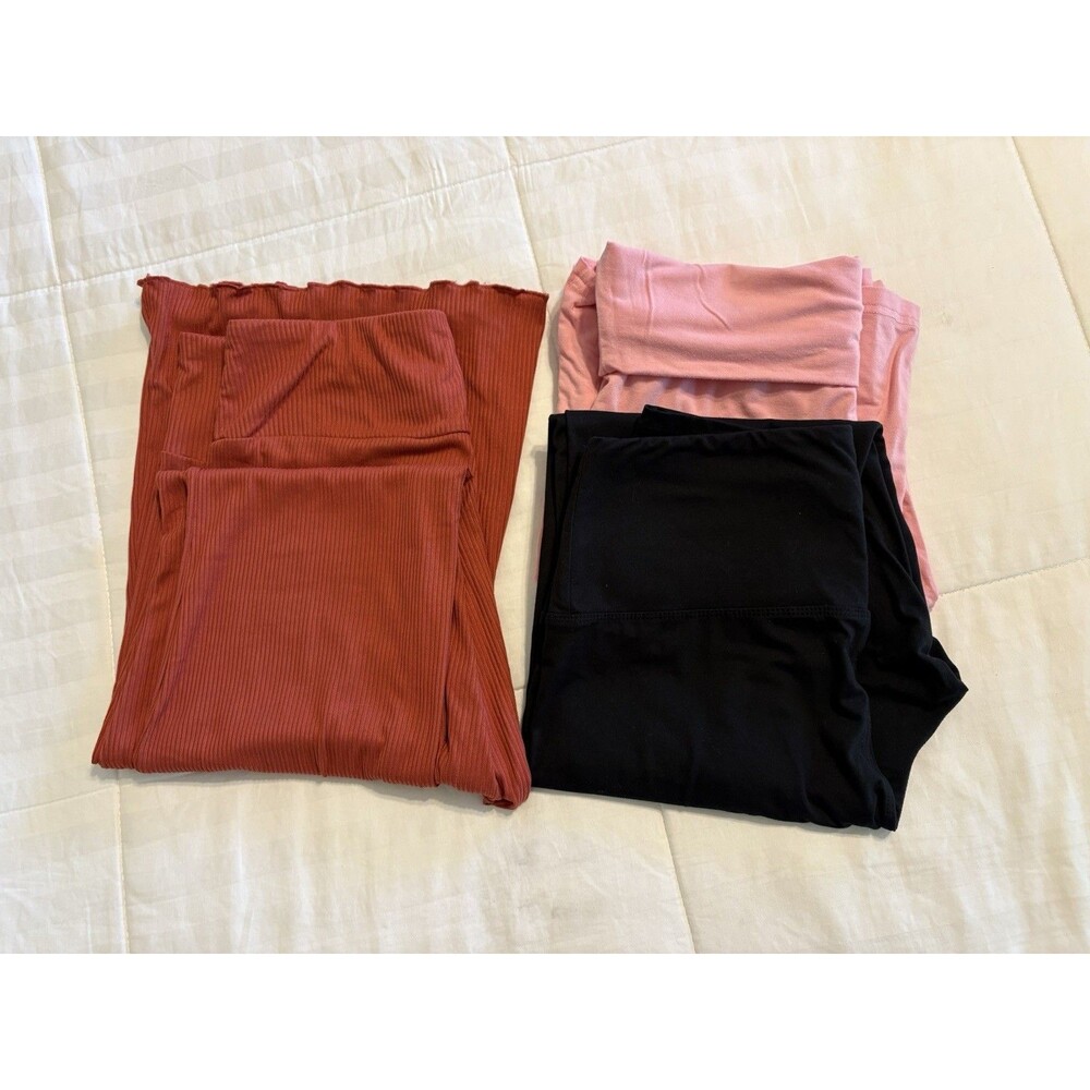 Women’s Sz large 3 Pairs of leggings different styles Custom Bundle Flared Strgt